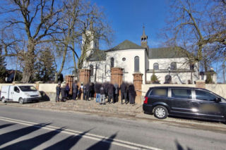 Pogrzeb 26-letniej Katarzyny, która zginęła w wypadku w Choceniu. Kobieta była w ciąży