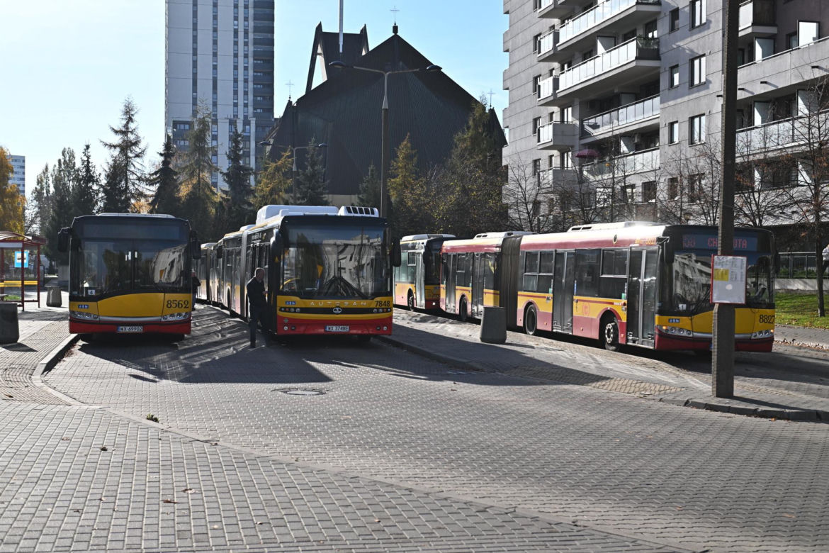 Tuż obok pętli autobusowej budują przystanek