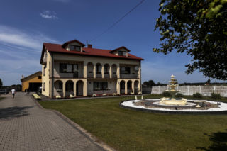 W tych miejscach naprawdę kręcą Ranczo! Tu naprawdę są Wilkowyje