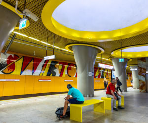 Stacja metra M2 Świętokrzyska