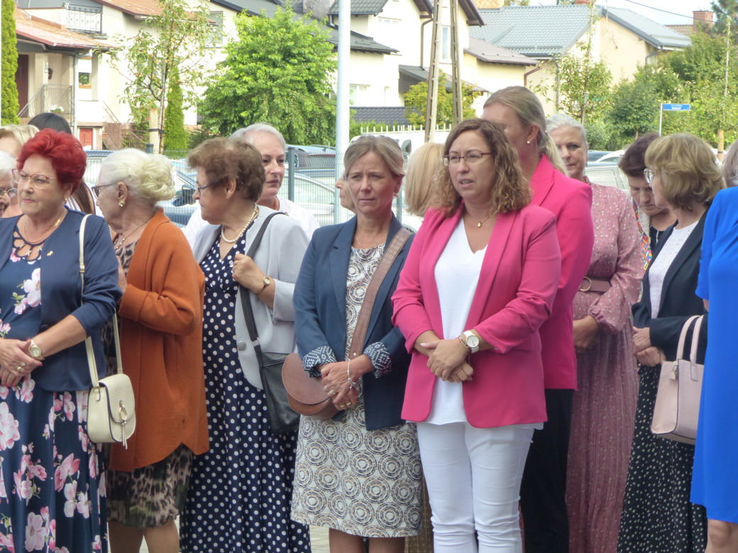 Otwarcie szkoły przy Sucharskiego