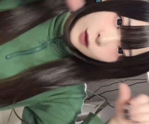 Dramat w sieci! Młoda gwiazda odeszła nagle, zostawiając miliony fanów