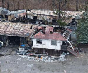 Potężny pożar hali w Warszawie. Wszystko spłonęło, zostały tylko zgliszcza