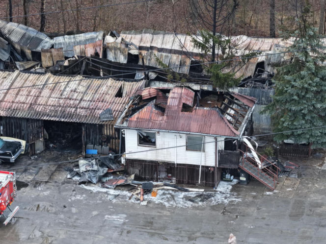 Potężny pożar hali w Warszawie. Wszystko spłonęło, zostały tylko zgliszcza