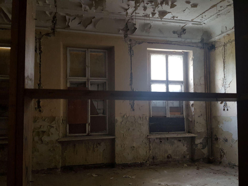 Pałac w Bełczu Wielkim przed odbudową