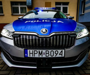 Hybrydowy radiowóz Skoda Superb iV 