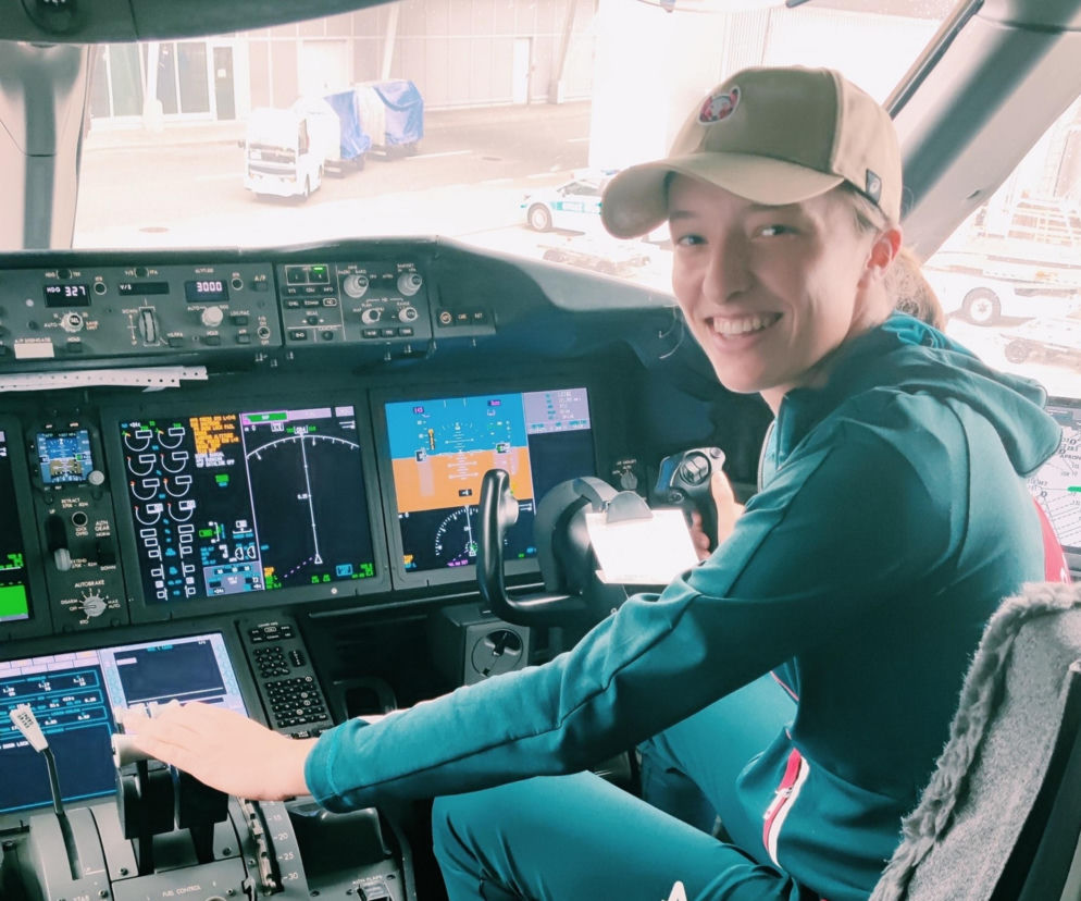 Iga Świątek za sterami samolotu
