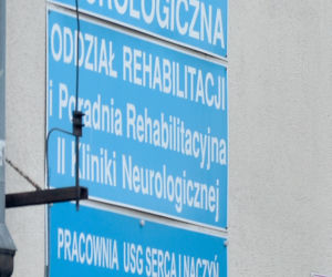 Figurski uczy się chodzić