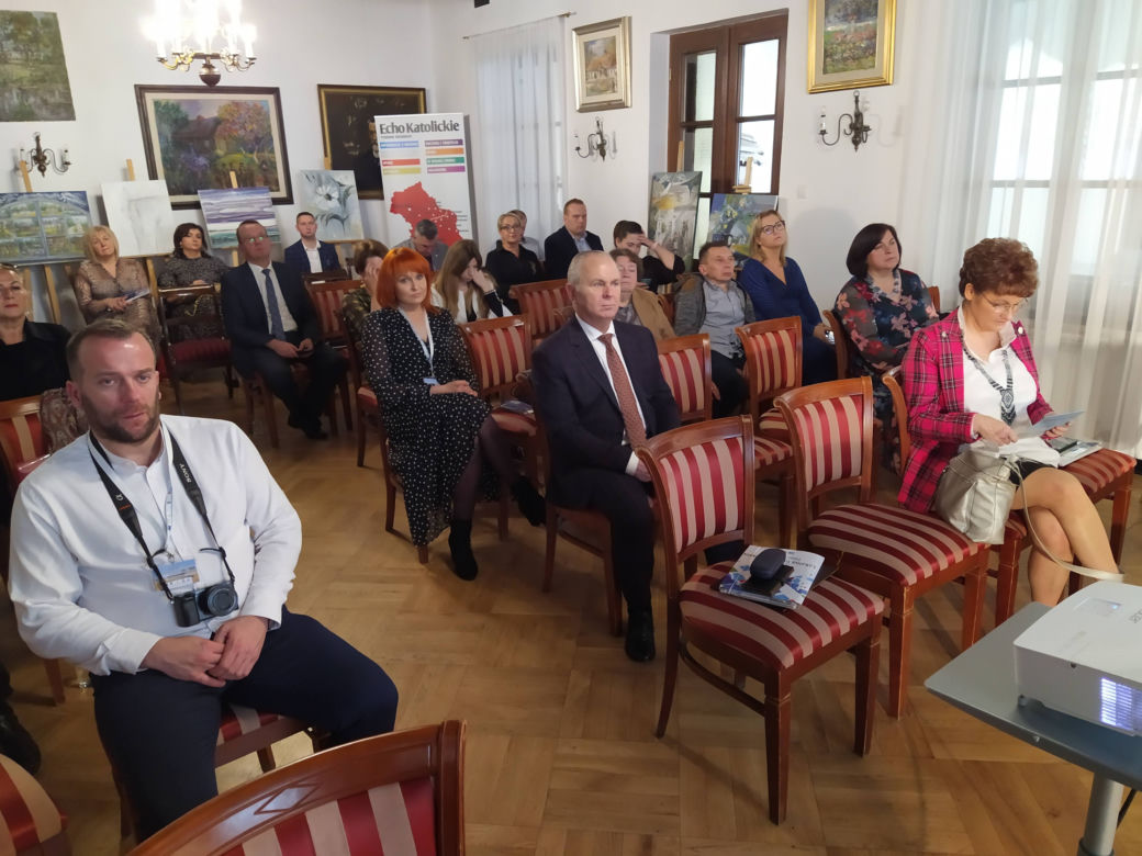 Zobacz Mobilne Budki Nietelefoniczne w powiecie siedleckim