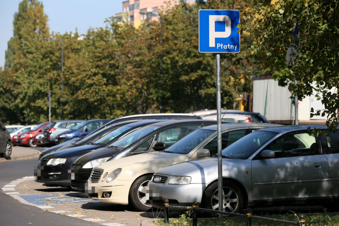 Nowa strefa płatnego parkowania na Pradze-Północ. Na których ulicach staną parkomaty?