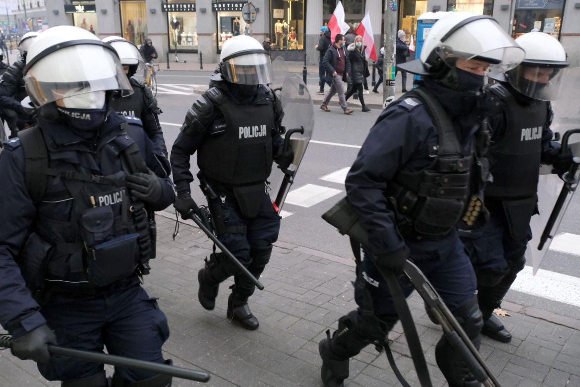 Policjanci zabezpieczali Marsz Niepodległości