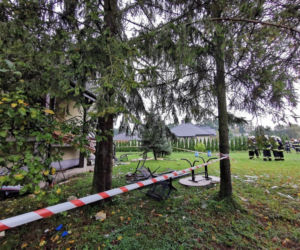 Zabłędza. EKSPLOZJA butli z gazem! Dwie osoby poparzone 