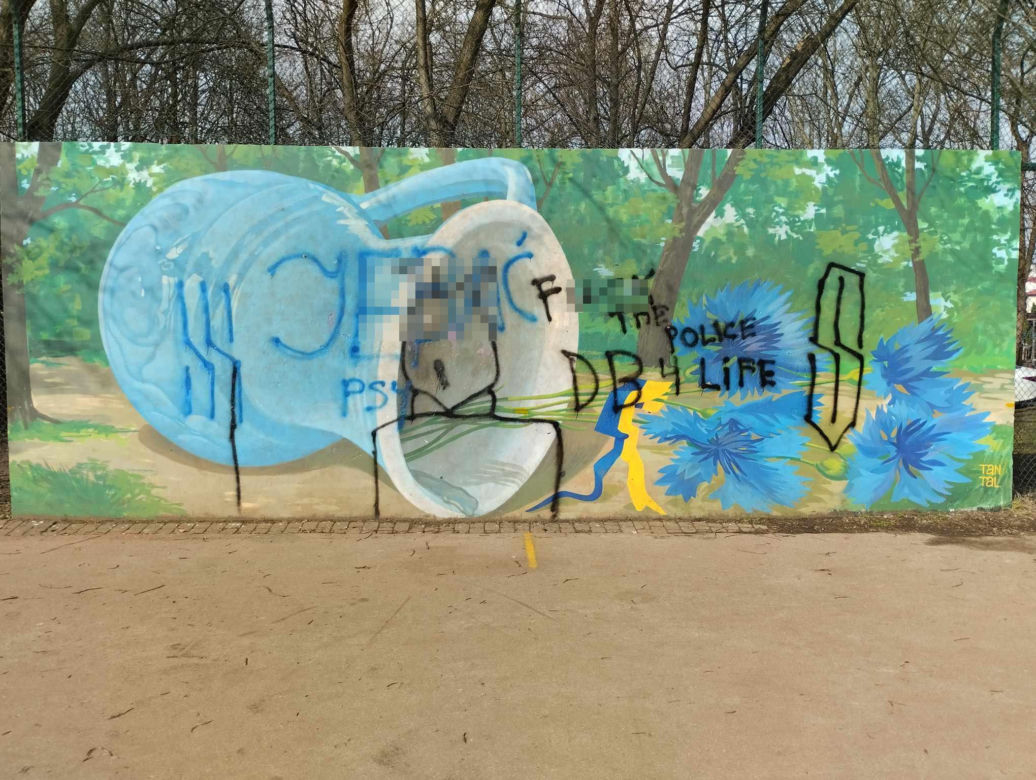 Mural w Parku Szczęśliwickim zniszczony