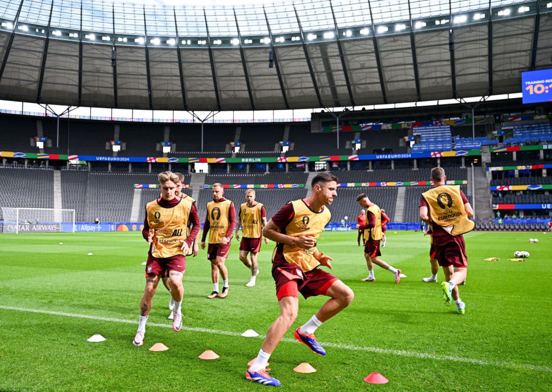 Robert Lewandowski na ostatnim treningu przed meczem z Austrią