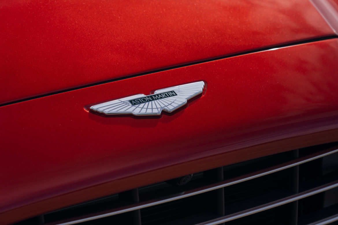 Aston Martin DBX (2020)