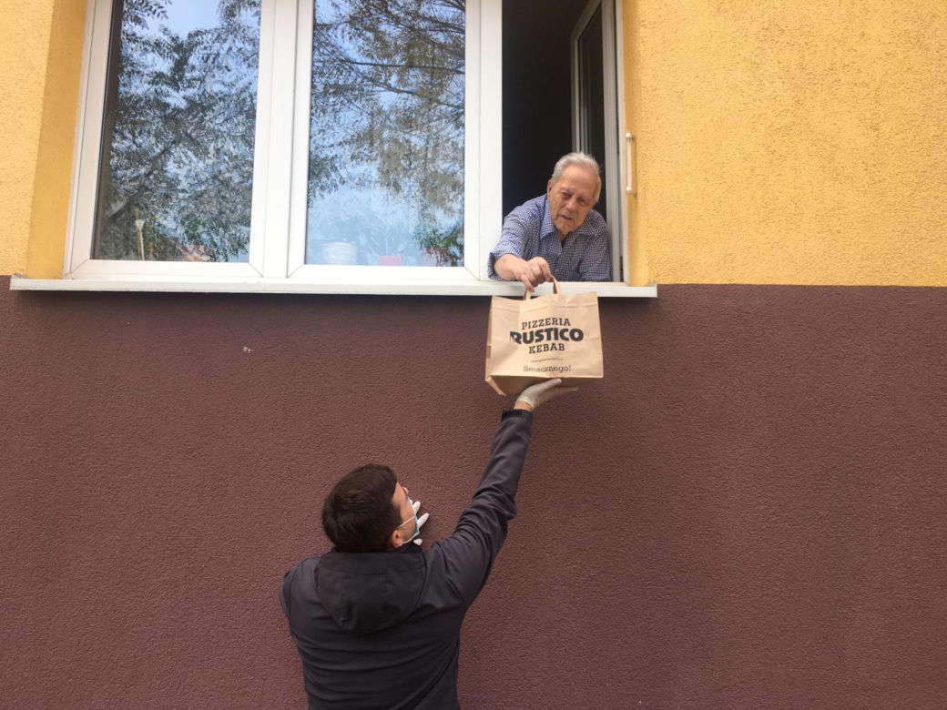 Wspaniały gest restauracji Rustico i PZHT. Pomagają najstarszemu olimpijczykowi z Torunia