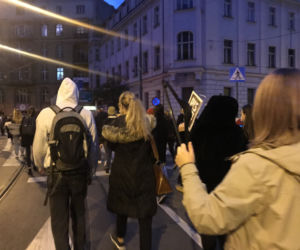 Protest kobiet w Katowicach! Karetka na sygnale jechała wprost na uczestników