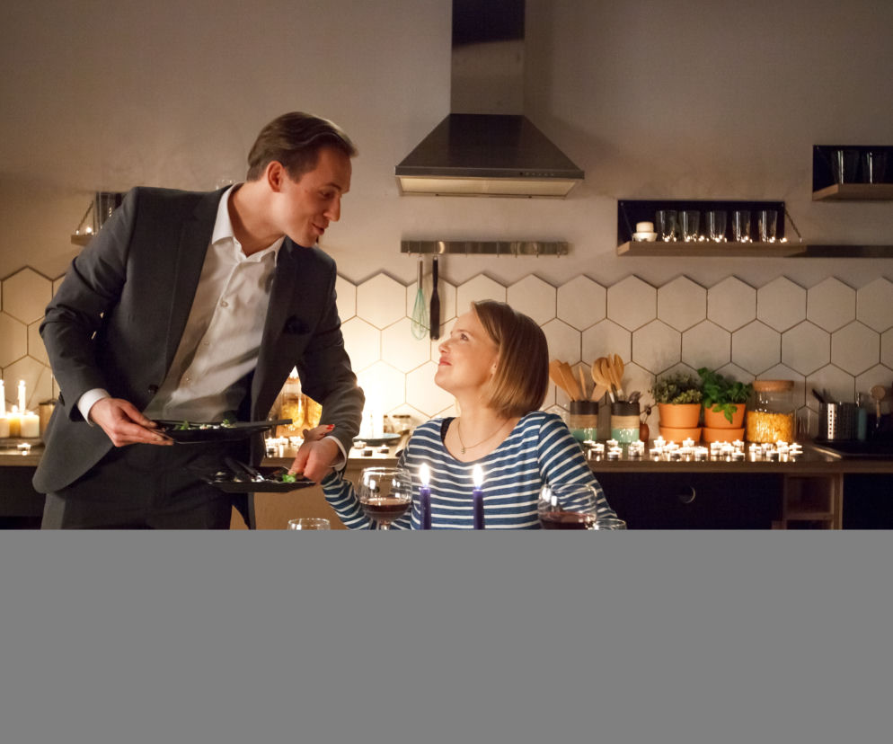 O mnie się nie martw 4 sezon. Iga (Joanna Kulig), Marcin (Stefan Pawłowski)
