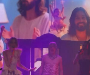 Julia Kamińska szaleje na koncercie. Doszło do obrazy uczuć religijnych