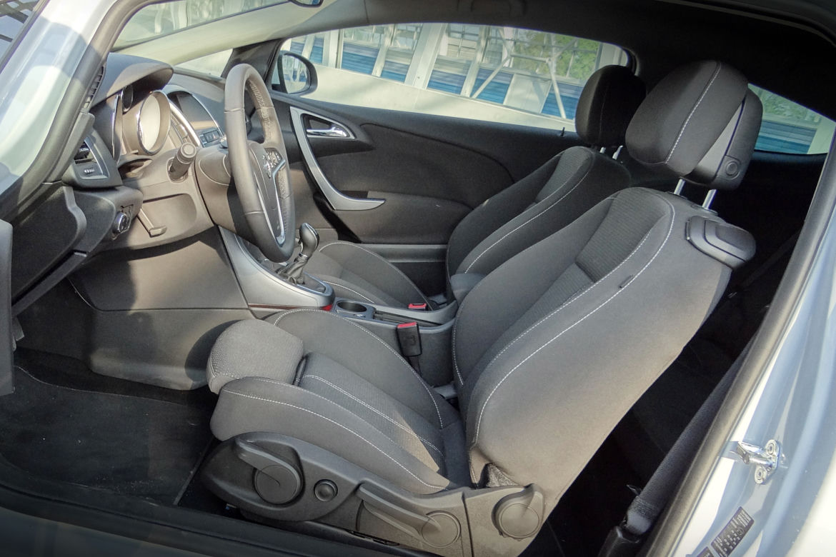 Opel Astra GTC
