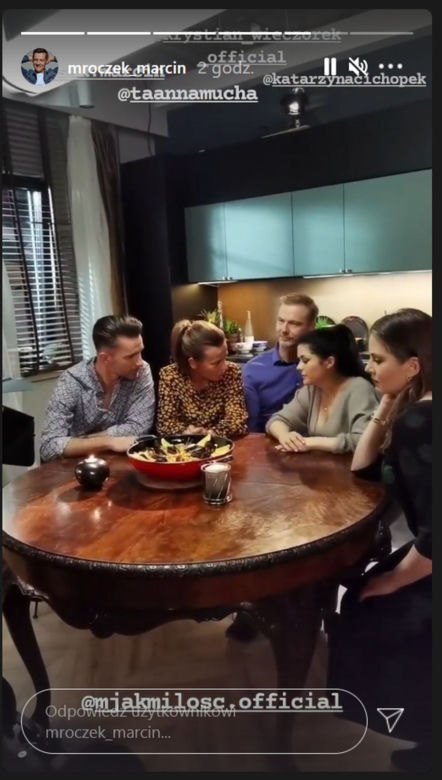 M jak miłość. Magda (Anna Mucha), Andrzej Budzyński (Krystian Wieczorek), Kinga (Katarzyna Cichopek), Piotrek (Marcin Mroczek), Anita (Melania Grzesiewicz), Kamil (Marcin Bosak)