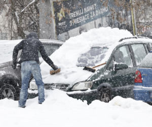 Gołoledź paraliżuje Polskę