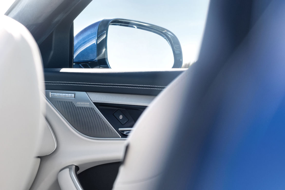 Nowy Jaguar XF (2021)
