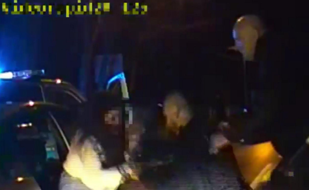 Pościg za pijanym 18-latkiem w Piasecznie. Policjanci staranowali jego auto!