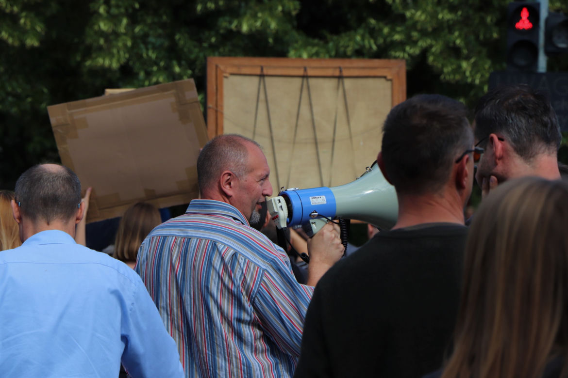 Wielki protest w Toruniu. Mieszkańcy mówią #stopBETONOZIE