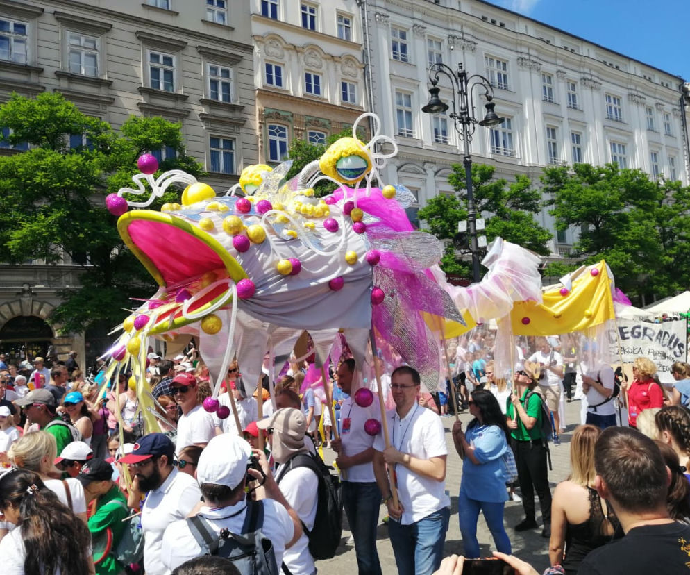 Parada Smoków odbyła się pod hasłem W 40 smoków dookoła świata