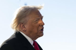 Pierwszy rok prezydentury Donalda Trumpa w liczbach. Podpisał 229 rozporządzeń i ułaskawił 88 osób