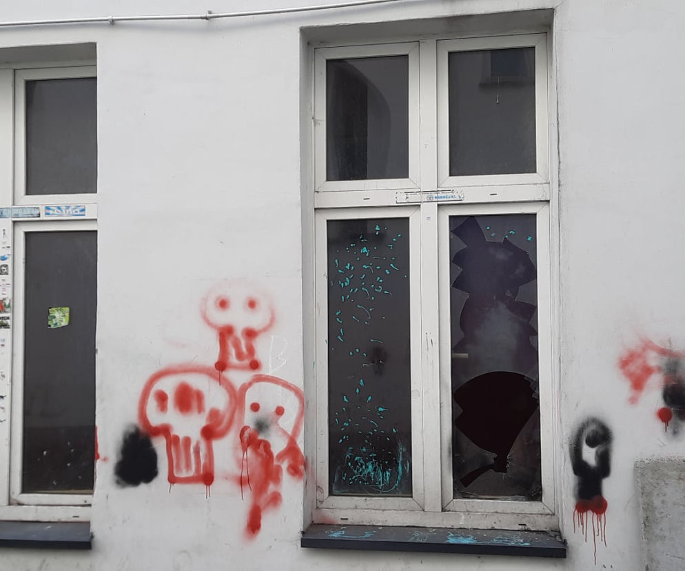 Sosnowiec: Najładniejsza kamienica w mieście zniszczona przez wandali. Jej remont kosztował miasto prawie 1,5 mln złotych