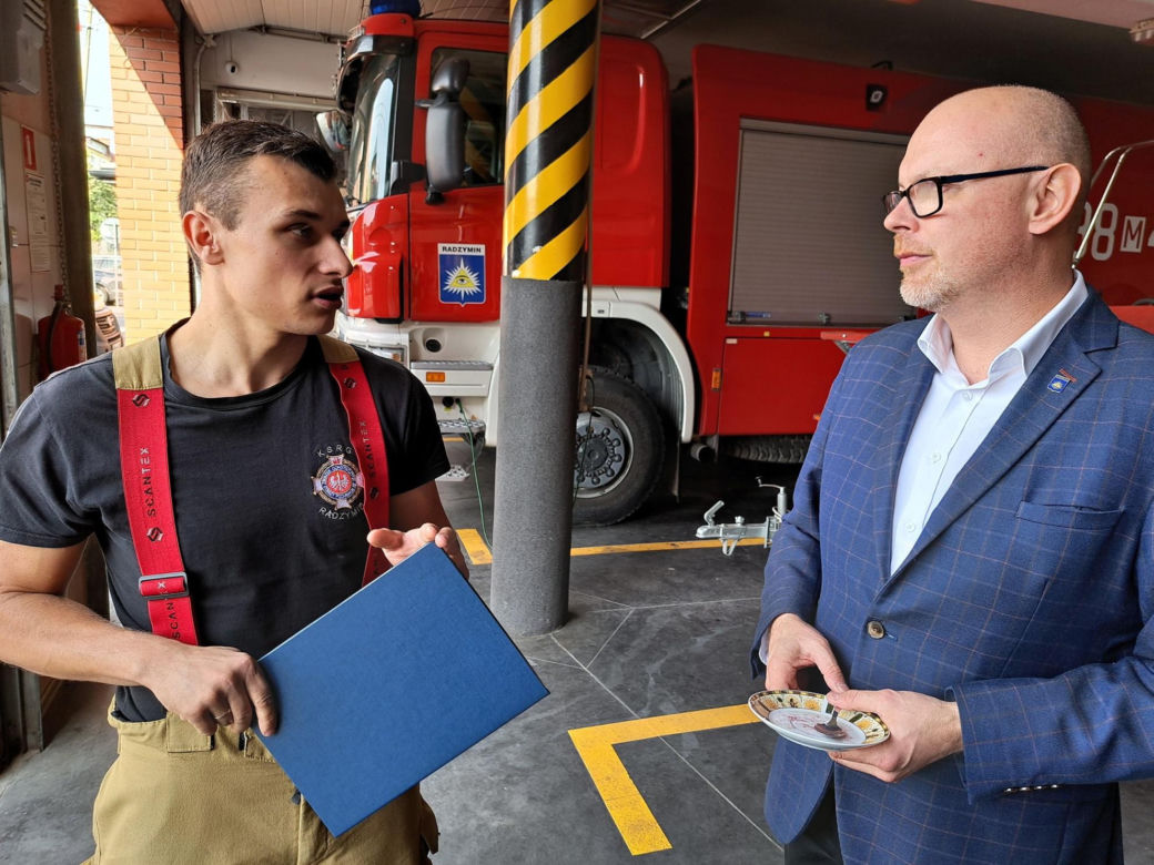 Pilna akcja ratunkowa na A2! Nikoś nie oddychał i był siny. Gdyby nie jego pomoc, doszłoby do tragedii