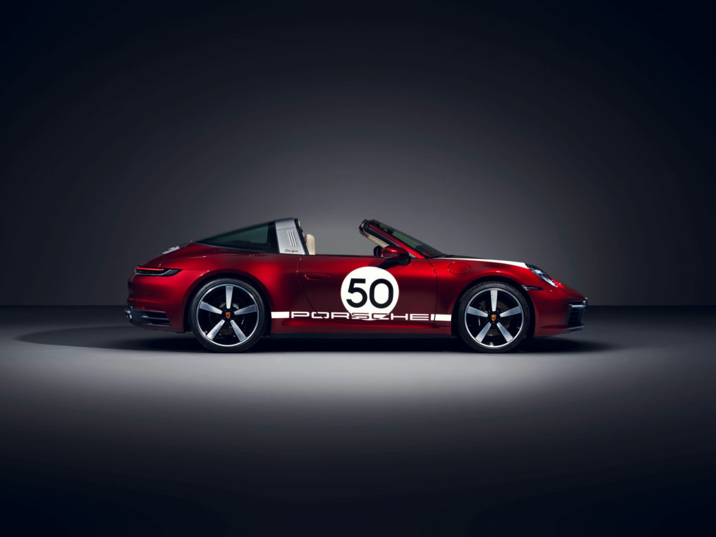 Porsche 911 Targa 4S Heritage Design Edition