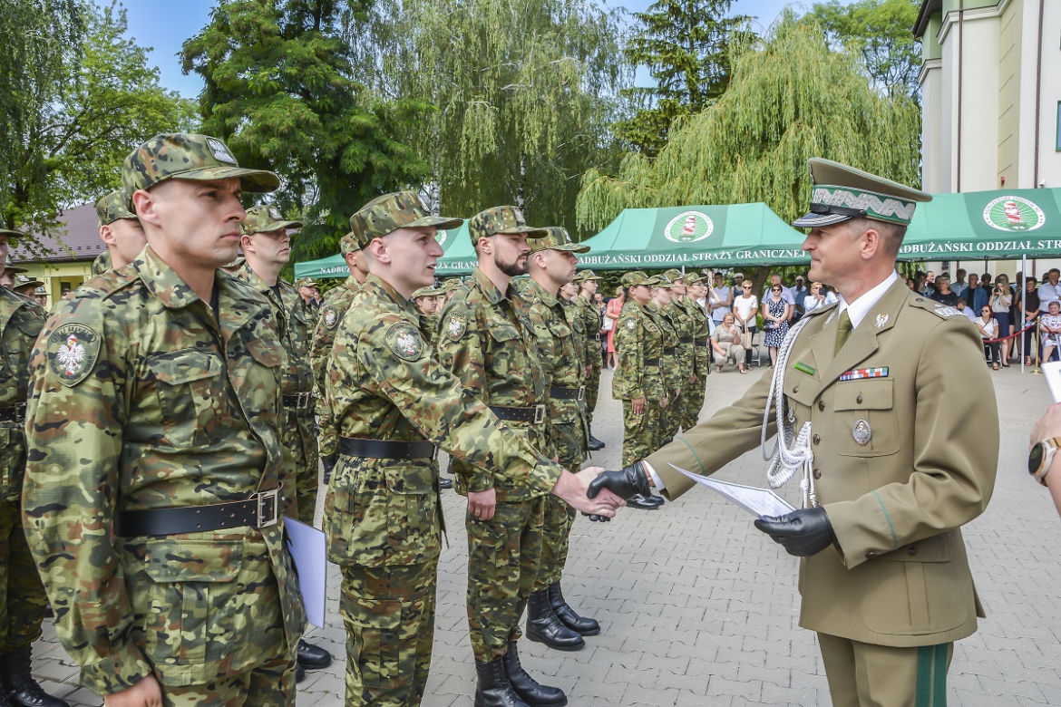 Lubelskie: Kilkudziesięciu nowych strażników granicznych. To największa grupa od wielu lat! [GALERIA]