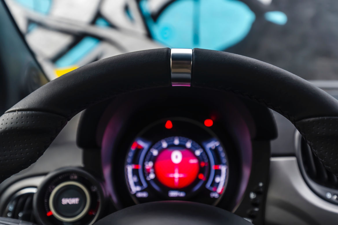 Abarth 595 Pista 1.4 T-Jet 165 KM MT5