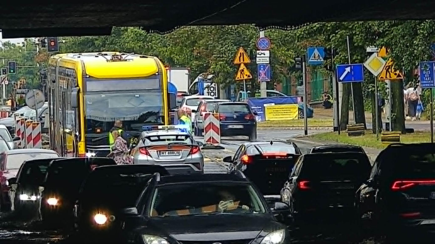 Wrocław tonie po nawałnicy! Ogromne utrudnienia i zalane ulice