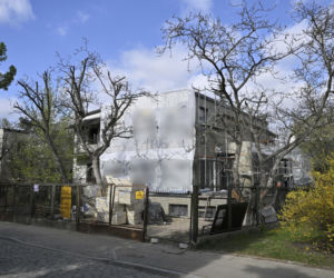 Niekończący się remont sąsiadów Kaczyńskiego