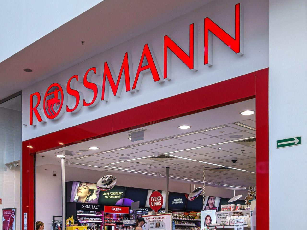 Promocje w Rossmann idealne na Mikołajki. Perfumy, kosmetyki i świeczki ...