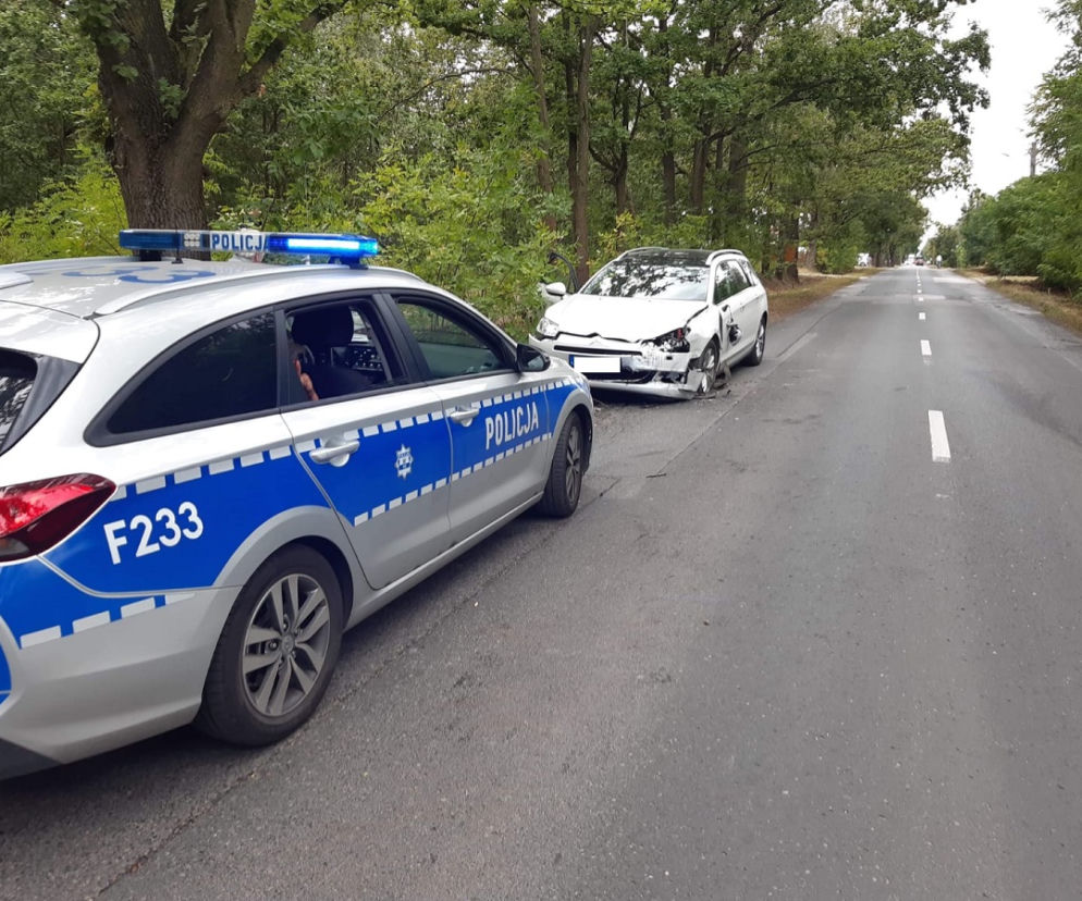 Łódź: PO PIJANEMU wjechał swoim mercedesem w nadjeżdżające auto, ale winę próbował zwalić na coś zupełnie innego!