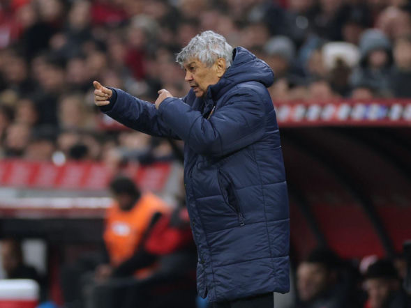 Przestał trenować rywali Polaków i miał zawał serca! Znany selekcjoner w szpitalu