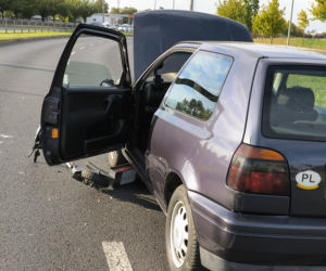 Wypadek w Lesznie Hulajnoga pod kołami osobówki.
