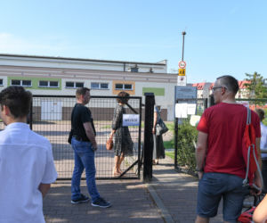 Zakończenie roku szkolnego w czasach pandemii koronawirusa w SP 26 w Toruniu