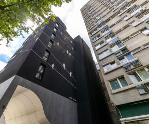Krochmalna 44 w Warszawie. Tak wygląda apartamentowiec