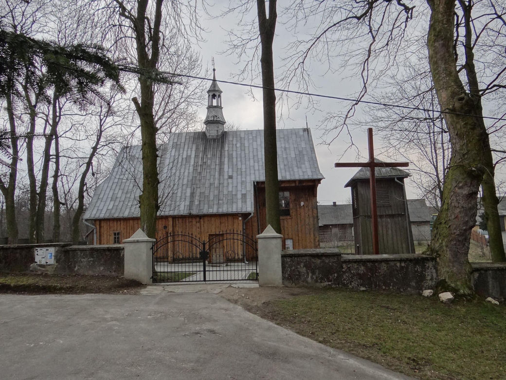 To najpiękniejsza małopolska wieś. Tamtejszy kościół poświęcił biskup z Krakowa
