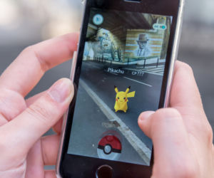 Zamiast złodziei, łapali pokemony. Dwóch policjantów zwolnionych ze służby!