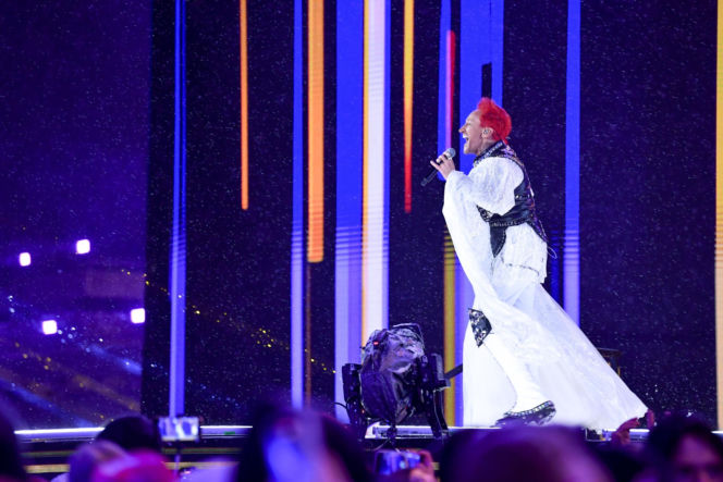 Sylwester 2025 - stylizacje gwiazd