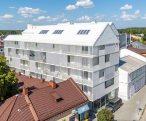 Dom Uniwersalny w Otwocku od MFR-MGR Architekci