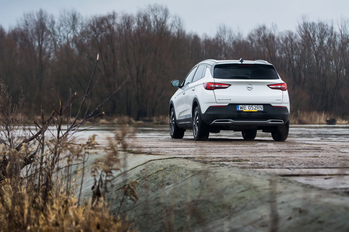 Opel Grandland X 1.2 Turbo 130 KM M6 Elite