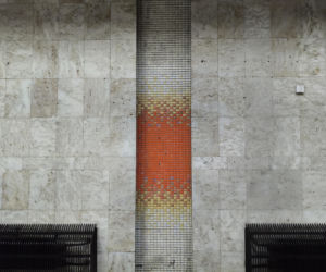 Mozaiki Wojciecha Fangora na dworcu Warszawa Śródmieście